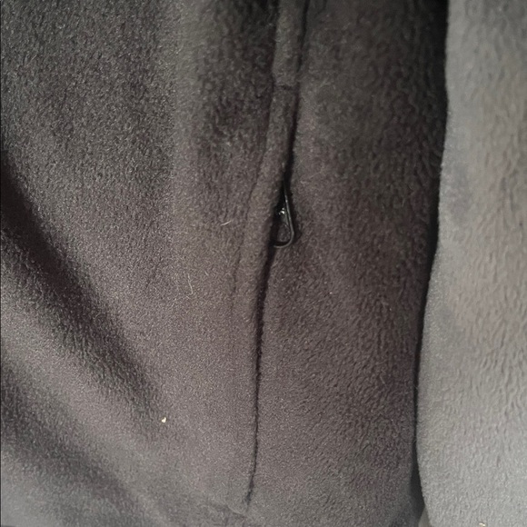 Columbia Two-Tone Fleece Sweater in Gray and Black Size Medium - Picture 5 of 6